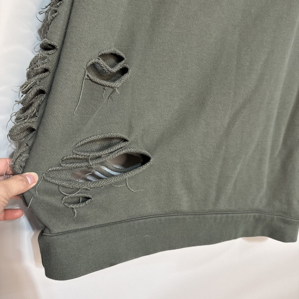 ALO Yoga Fade Distressed Pullover Crewneck‎ Sweatshirt Womens Size M Green #094 - Picture 11 of 16